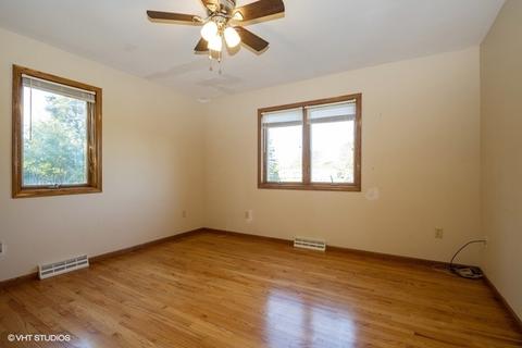 9016 Krunfus Rd, Harvard, IL 60033 photo 13