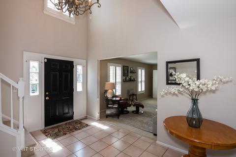 2268 Hiram Dr, Wheaton, IL 60189 photo 9