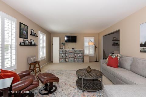 2268 Hiram Dr, Wheaton, IL 60189 photo 6