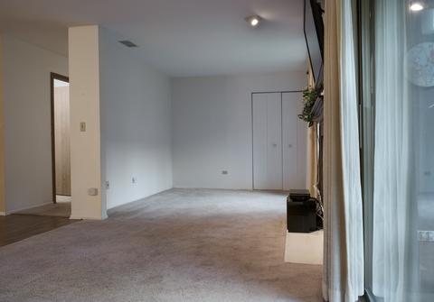 2 Creekside Cir #A, Elgin, IL 60123 photo 6