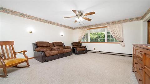305 E Rockvale Dr, Byron, IL 61010 photo 5