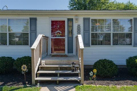 23831 Walters St, Downs, IL 61736 photo 5