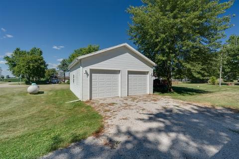 23831 Walters St, Downs, IL 61736 photo 34