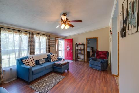 23831 Walters St, Downs, IL 61736 photo 6