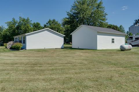 23831 Walters St, Downs, IL 61736 photo 37