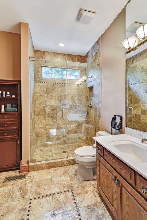 9 Shenandoah Ct, Burr Ridge, IL 60527 photo 17
