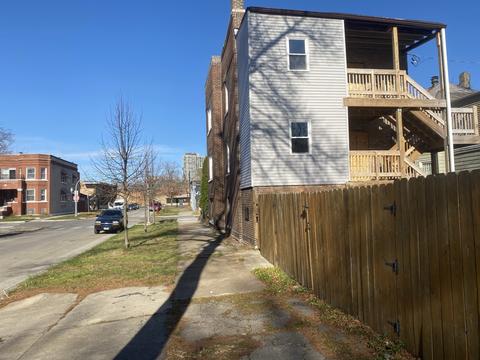 2801 E 77th St, Chicago, IL 60649 photo 17
