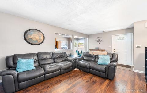 179 Rita Ct, Bartlett, IL 60103 photo 4