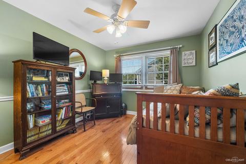 2076 Gladstone Dr, Wheaton, IL 60189 photo 17