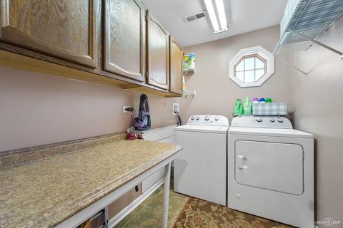 2076 Gladstone Dr, Wheaton, IL 60189 photo 24