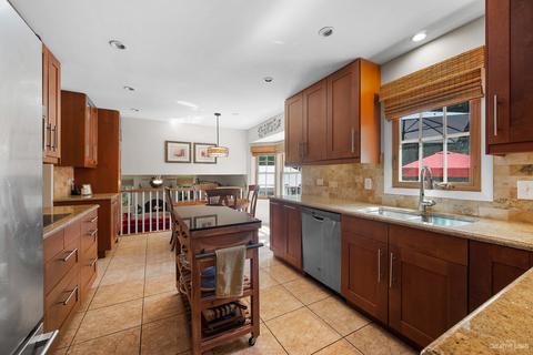 2076 Gladstone Dr, Wheaton, IL 60189 photo 7