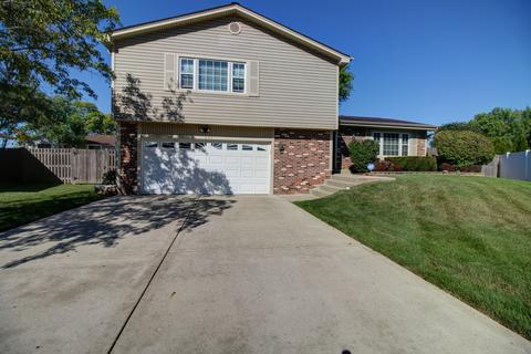 842 Lakeside Dr, Bartlett, IL 60103 photo 3