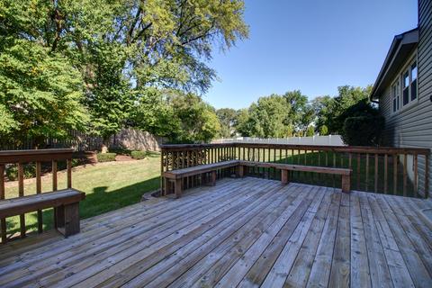 842 Lakeside Dr, Bartlett, IL 60103 photo 4