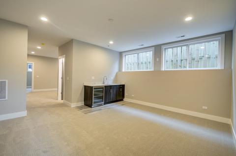 4551 S Champlain Ave, Chicago, IL 60653 photo 20