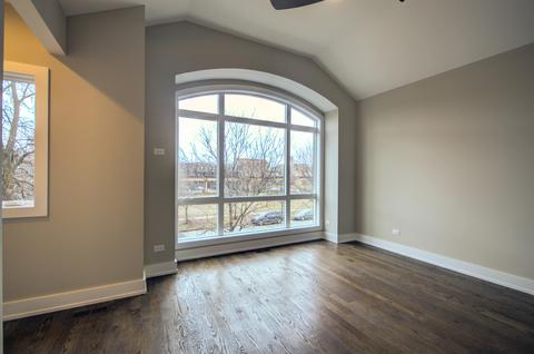 4551 S Champlain Ave, Chicago, IL 60653 photo 16