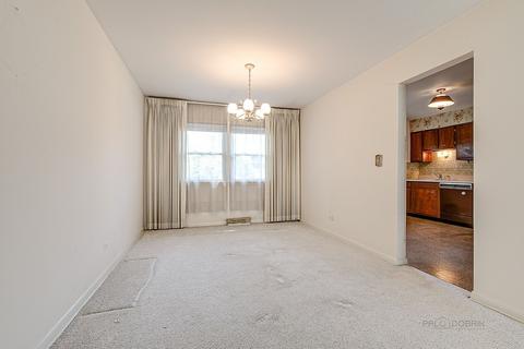 1116 N Hemlock Ln, Mount Prospect, IL 60056 photo 9