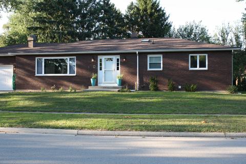 74 Devonshire Cir, Elgin, IL 60123 photo 1