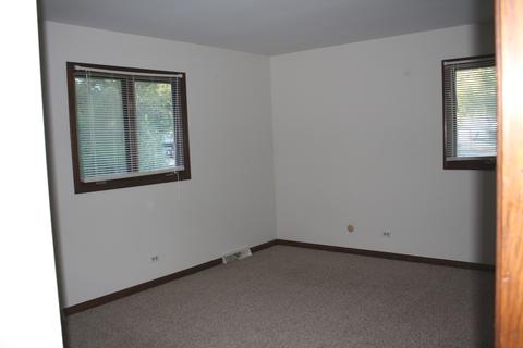 74 Devonshire Cir, Elgin, IL 60123 photo 14