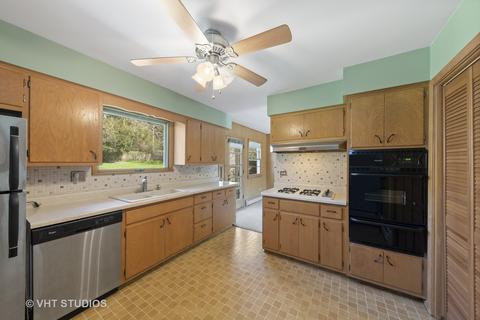 1612 Heather Dr, Algonquin, IL 60102 photo 13