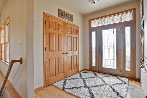 412 Bluffs Edge Dr, Mchenry, IL 60051 photo 7