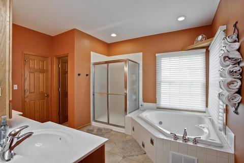 412 Bluffs Edge Dr, Mchenry, IL 60051 photo 27