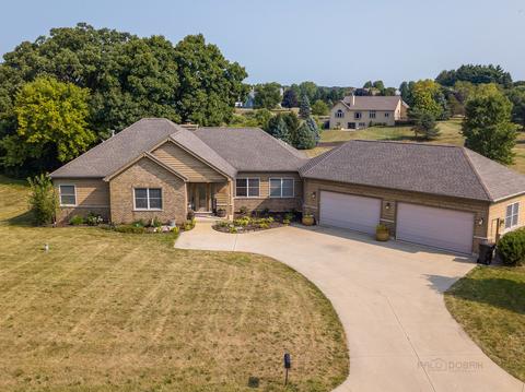 412 Bluffs Edge Dr, Mchenry, IL 60051 photo 1