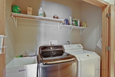 412 Bluffs Edge Dr, Mchenry, IL 60051 photo 44