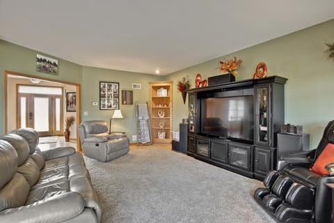 412 Bluffs Edge Dr, Mchenry, IL 60051 photo 11