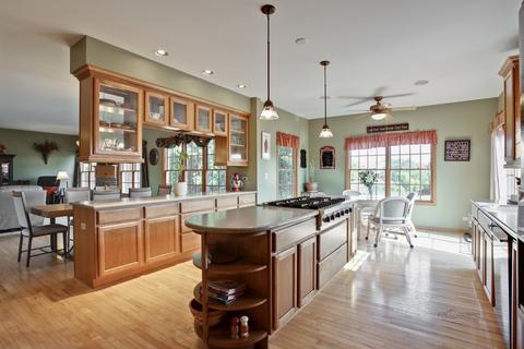 412 Bluffs Edge Dr, Mchenry, IL 60051 photo 19
