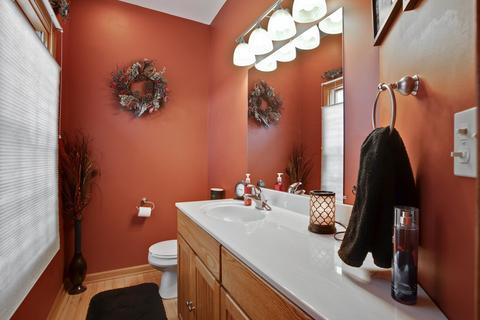 412 Bluffs Edge Dr, Mchenry, IL 60051 photo 35