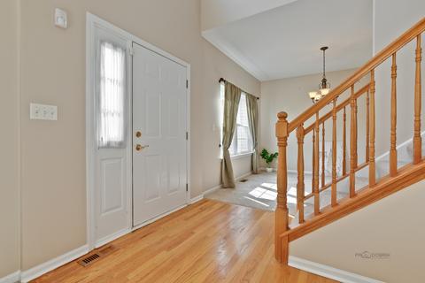1421 Marilyn Ct, Rolling Meadows, IL 60008 photo 2