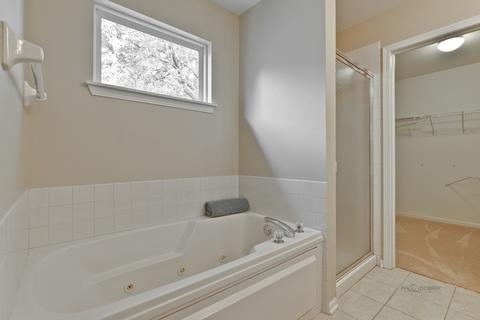 1421 Marilyn Ct, Rolling Meadows, IL 60008 photo 21
