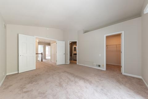 1392 Diamond Dr, Hoffman Estates, IL 60192 photo 12