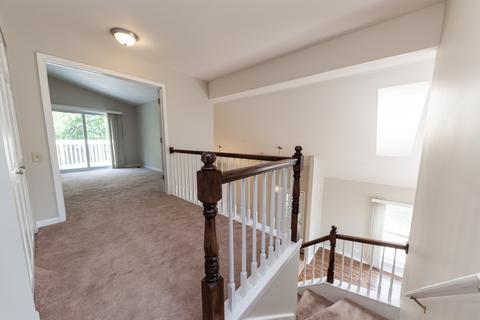 1392 Diamond Dr, Hoffman Estates, IL 60192 photo 17