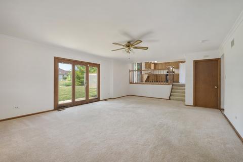 213 Deerpath Dr, Minooka, IL 60447 photo 8