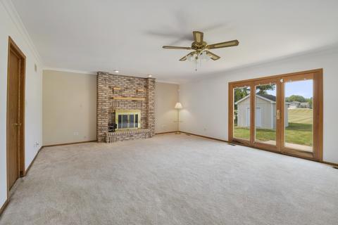 213 Deerpath Dr, Minooka, IL 60447 photo 9