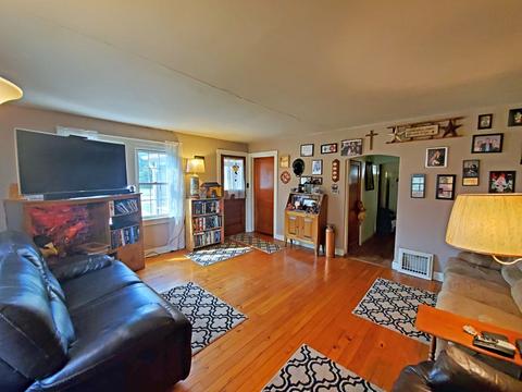 340 E Cook St, Sheffield, IL 61361 photo 10
