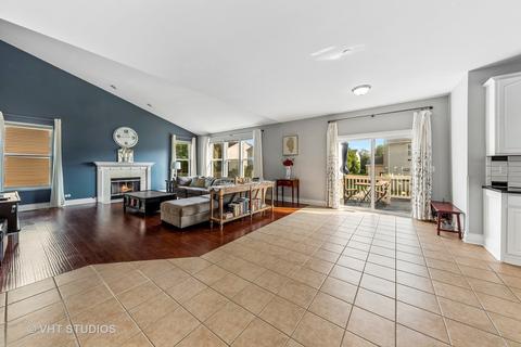 6079 Frank Dr, Hoffman Estates, IL 60192 photo 9