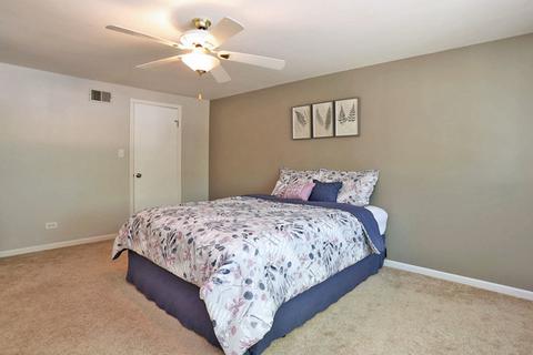715 Lakeside Circle Dr, Wheeling, IL 60090 photo 12