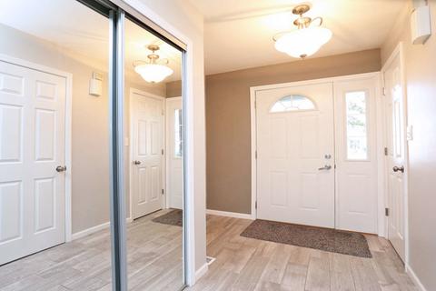715 Lakeside Circle Dr, Wheeling, IL 60090 photo 2