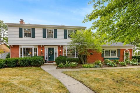 804 James Ct, Wheaton, IL 60189 photo 1