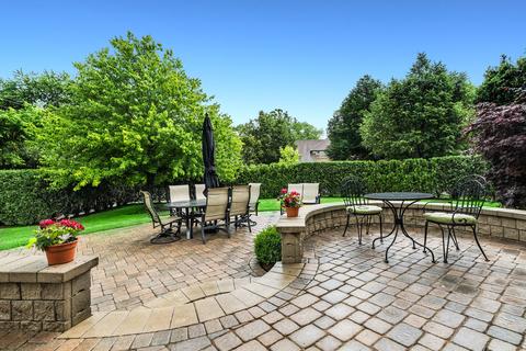 1127 Thomas More Ter, Mount Prospect, IL 60056 photo 21