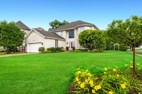 1127 Thomas More Ter, Mount Prospect, IL 60056 photo 2