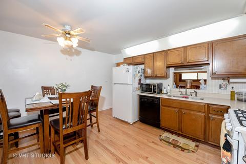 3401 Plum Grove Dr, Rolling Meadows, IL 60008 photo 4