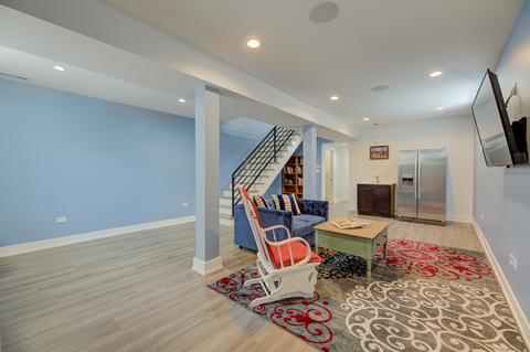 1134 E 44th St, Chicago, IL 60653 photo 24