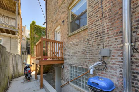 1134 E 44th St, Chicago, IL 60653 photo 31
