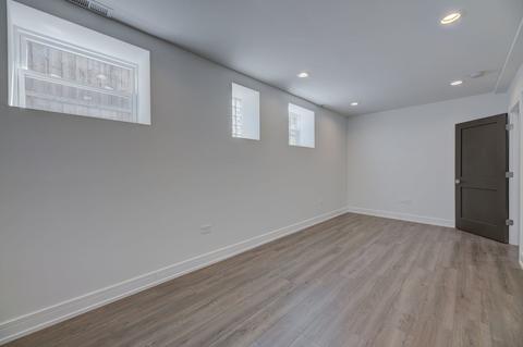 1134 E 44th St, Chicago, IL 60653 photo 37