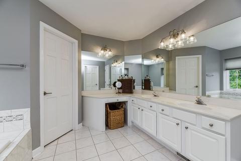 816 Evergreen St, Wheaton, IL 60187 photo 16