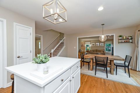 816 Evergreen St, Wheaton, IL 60187 photo 12