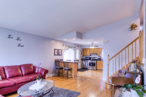 7726 S 78th Ct, Bridgeview, IL 60455 photo 4